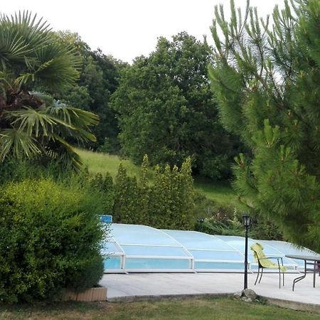 Misaka Villa Jouy-sur-Eure Bagian luar foto